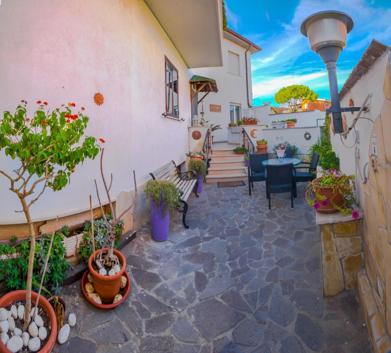 Hotel Hillary House Fiumicino Exterior foto